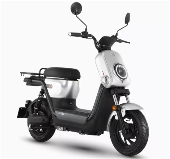 愛瑪年度新品上市，精準(zhǔn)洞察定義城市家庭功能車