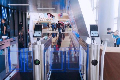 刷臉登機時代終于來臨，3D閘機識別究竟有多厲害？