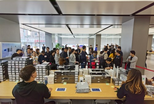 首銷即爆紅，華為Mate30系列5G版“爆品“名號(hào)當(dāng)之無(wú)愧！
