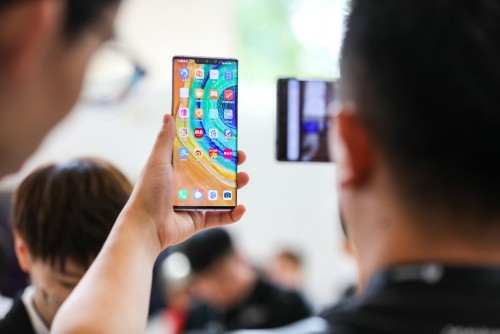 5G商用套餐啟動，華為Mate30系列5G版火爆首銷無愧“5G爆品”
