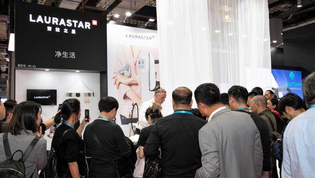 LAURASTAR再赴進(jìn)博會，帶來美衣物凈生活的熨燙黑科技！