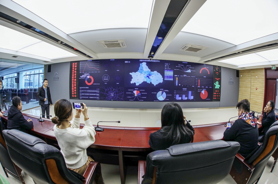 道路隱患的“預言家” 5G+天翼云+AI助成都道橋開啟智能巡檢模式