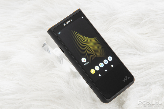 索尼ZX505對比飛傲M11Pro：索尼要憑借什么殺出層層重圍？