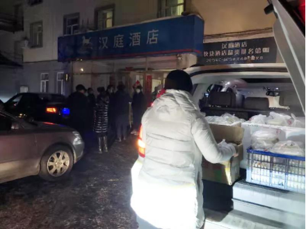 戰(zhàn)疫情 共克時(shí)艱 10輛長城炮為愛馳援