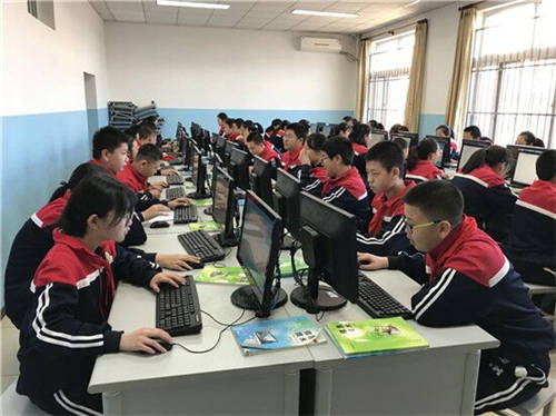 課堂多用、遠(yuǎn)程辦公…云桌面在大興一中的創(chuàng)新應(yīng)用