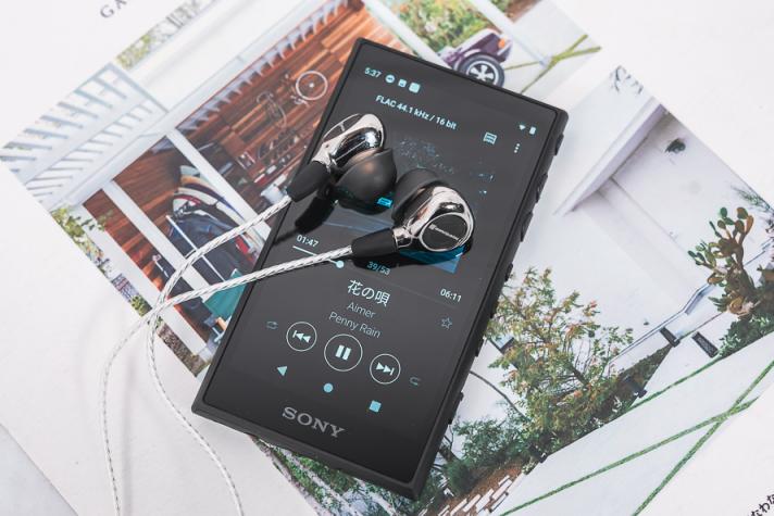 同為高解析音樂播放器，索尼NW-A105HN和飛傲M11的差別有多大？