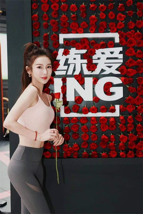 618預(yù)約IM-BODY享特權(quán)，購券即送多重大禮，購鏡還有現(xiàn)金禮