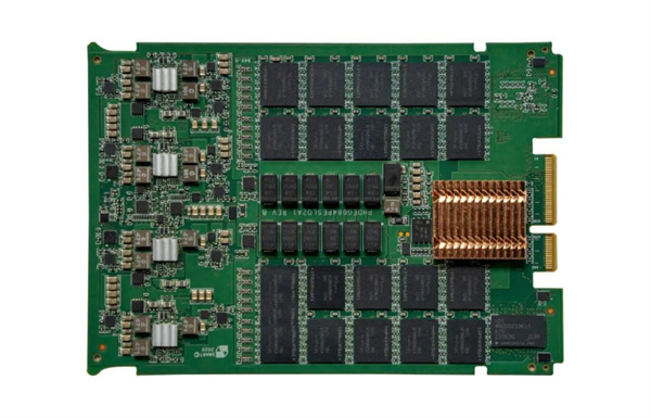 新一代浪潮K1 Power K8850G3關(guān)鍵應(yīng)用服務(wù)器，敏捷高效多應(yīng)用整合提供極致聚合算力