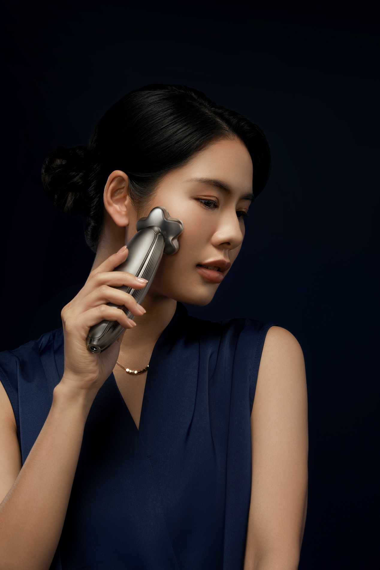 香哭了！Coficoli可菲可麗六極射頻美容儀，開在我家的“私人美容院”