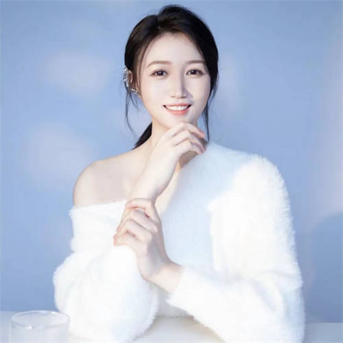 陌陌主播孜恩樂(lè)一獻(xiàn)唱古風(fēng)歌曲，戲腔展示驚艷觀眾
