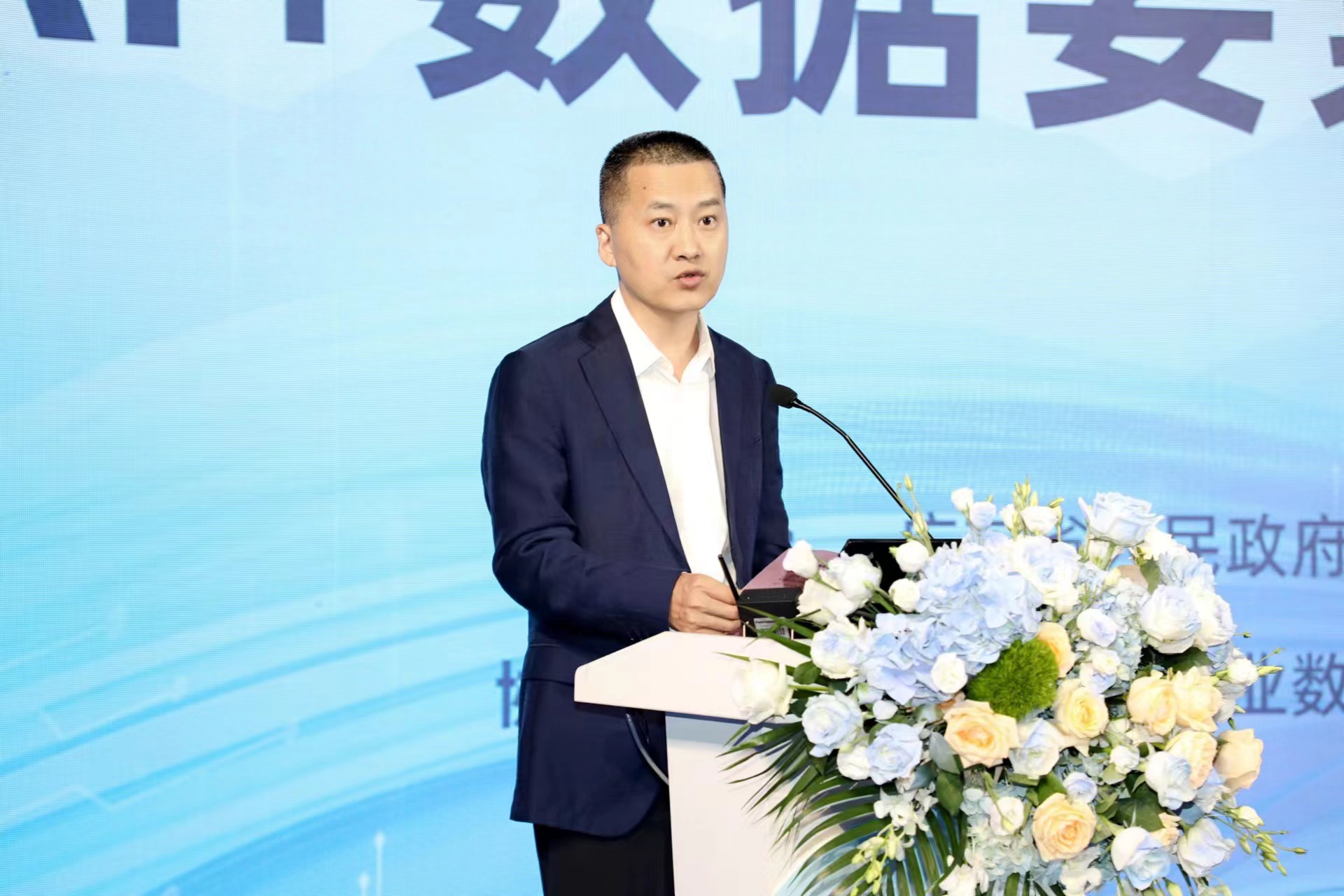 http://sanwutuku.cn/uploadfile/pic2020/2024/0529/20240529152002177G.jpg