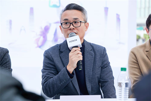AI加持的榮耀互聯(lián)網服務  究竟能帶來哪些可能？