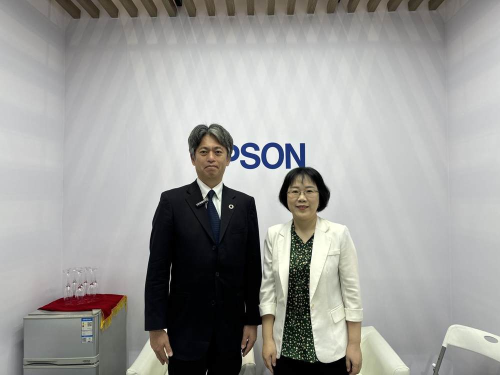 五專新質(zhì)、靈活配置，Epson CW-C8030高速行式彩色標(biāo)簽及吊牌打印機(jī)耀世登場！
