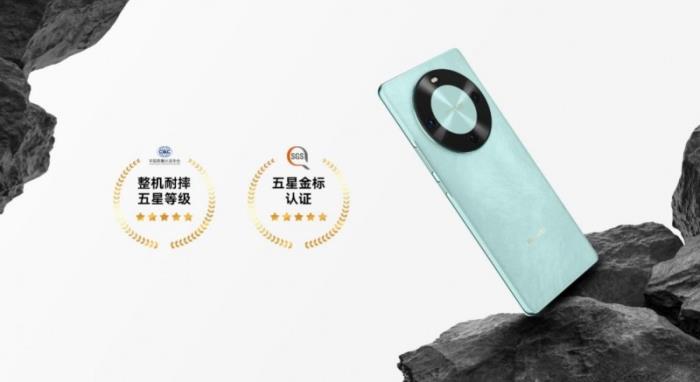 雙五星玄甲機(jī)身，鑄就安心之選，華為暢享70X帶來超強(qiáng)安全感