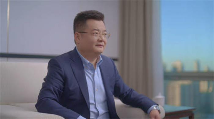 華為云張鵬：人工智能不為少數(shù)人設(shè)計(jì)，而應(yīng)該讓每個(gè)人受益