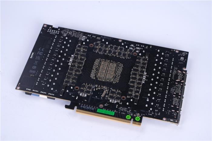 更快更強更AI，影馳GeForce RTX 5090 D 大將評測