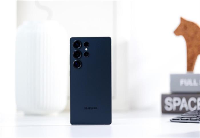 三星Galaxy S25 Ultra：配置全面升級，安卓機皇的新標桿