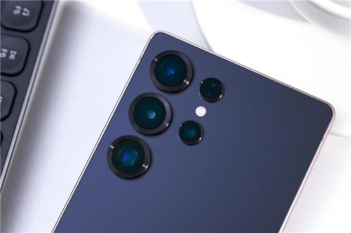 三星Galaxy S25 Ultra：配置全面升級，安卓機皇的新標桿