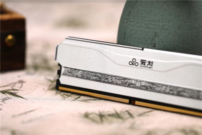 開箱評(píng)測丨銳龍7 9700X絕佳拍檔，神凝系列6000 CL28國風(fēng)內(nèi)存評(píng)測