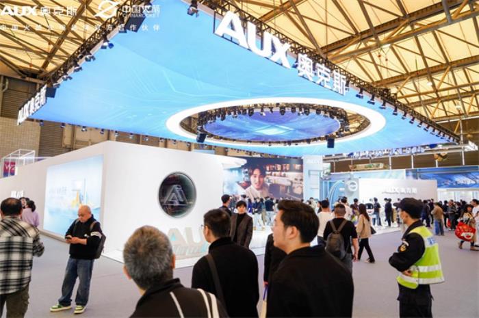 智能家居新時(shí)代，奧克斯空調(diào)AWE2025展現(xiàn)AI科技落地智慧家居場(chǎng)景