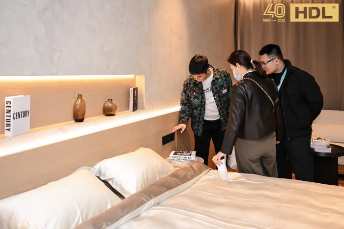 全場景生態(tài)領(lǐng)航，河?xùn)|科技HDL亮相上海國際酒店展