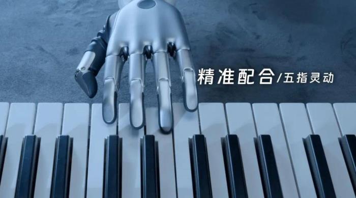 終結(jié)“魚與熊掌”之爭！強腦科技發(fā)布最輕靈巧手，握重比52:1創(chuàng)行業(yè)新高