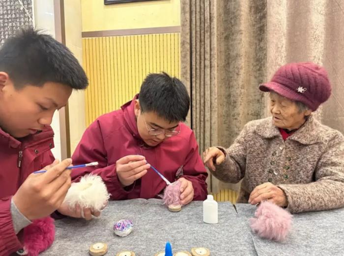 愛尋寶的年輕人，在抖音電商“趕大集”