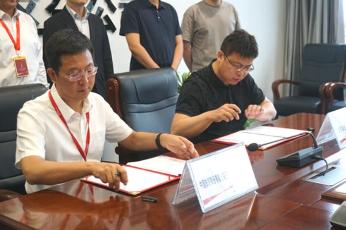 正式簽約！卓翼智能與寧夏鐵塔達(dá)成戰(zhàn)略合作，共筑低空經(jīng)濟(jì)新生態(tài)