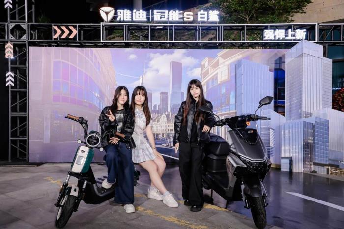 2000萬用戶的選擇！雅迪冠能以“三年真質(zhì)保+全場景續(xù)航”贏得信賴