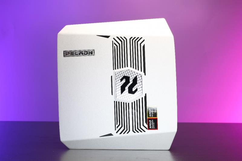 “跟上AI時代”？不，我就是時代！磐鐳YO1 AMD銳龍AI Max+395桌面AI超算中心