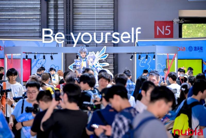 努比亞布局游戲二次元，攜手洛天依亮相ChinaJoy2025