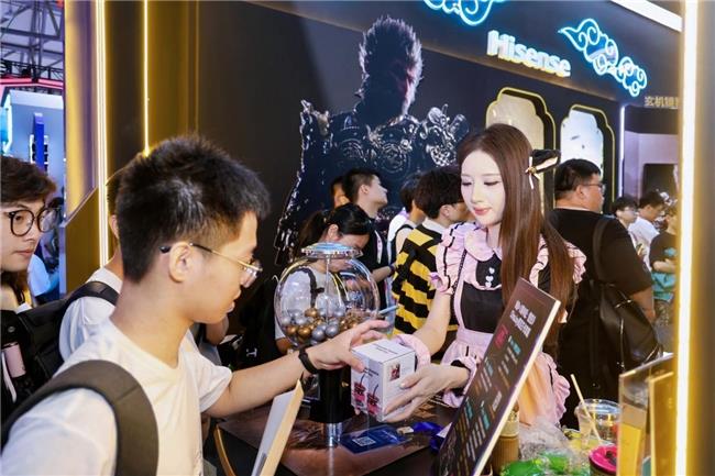 海信電視E8Q Pro燃爆2025 ChinaJoy，三大硬核技術(shù)重塑影游視界