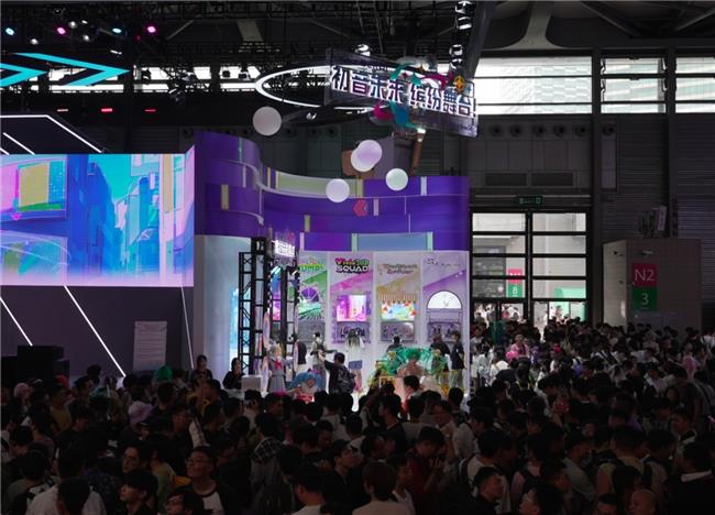 朝夕光年首次亮相ChinaJoy  攜多款新游矩陣震撼登場(chǎng)