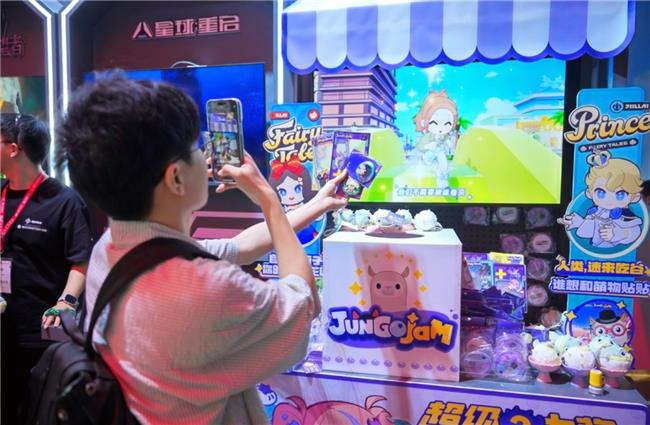 朝夕光年首次亮相ChinaJoy  攜多款新游矩陣震撼登場(chǎng)